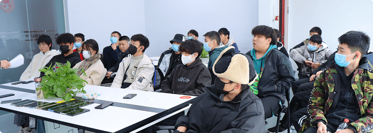 爱游戏电子竞技校园环境_img18
